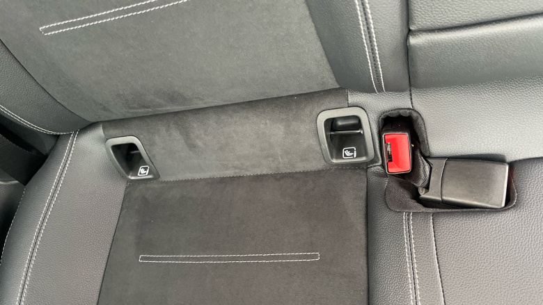 Mercedes-Benz A-Class A250e AMG Line Premium Plus Edition 4dr Auto Saloon